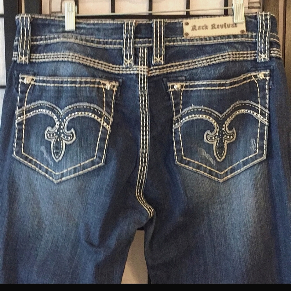 NWOT Rock Revival Jeans size 36- bootcut- style: Alanis!